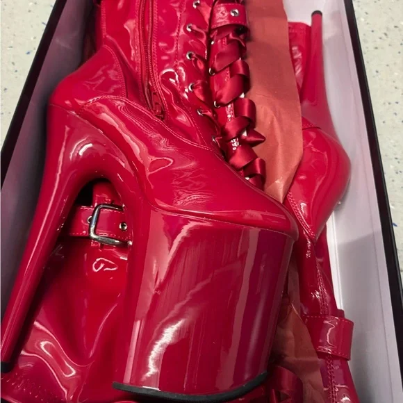 Pleaser Red Str. Pat/Red
FLAM3028/R/M - Picture 6 of 7